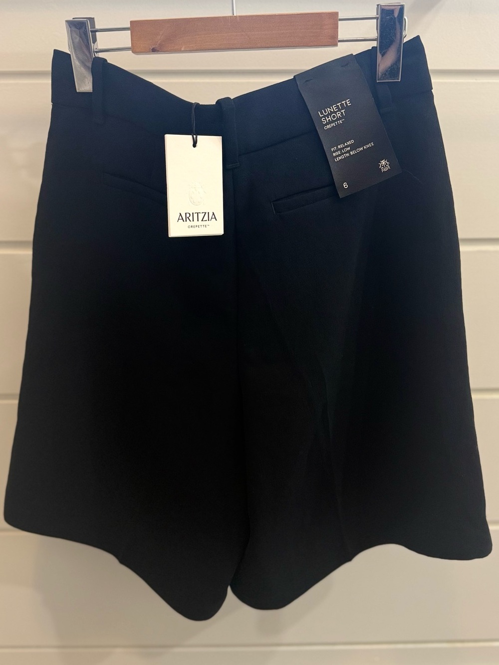 Aritzia Black Lunette High-Waist Bermuda Shorts
